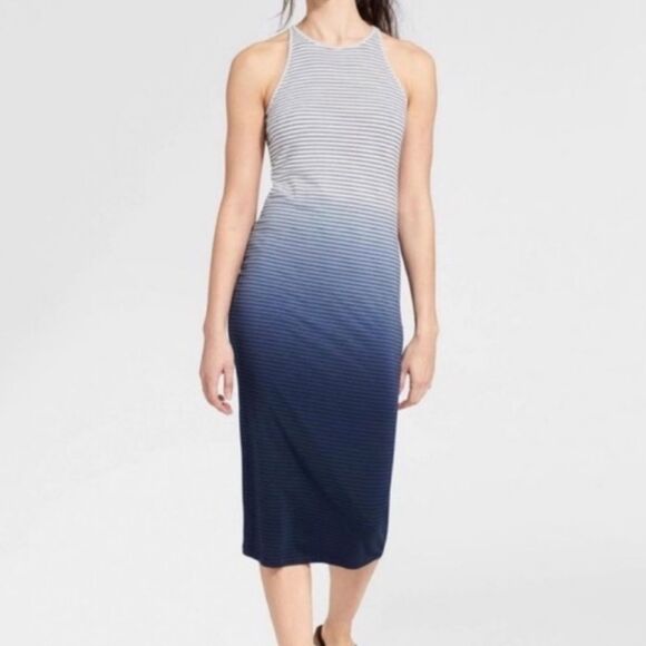 Athleta Dresses & Skirts - 𝅺ATHLETA Sunkissed Midi Dress in Blue & White Ombre Stripes Size Medium
